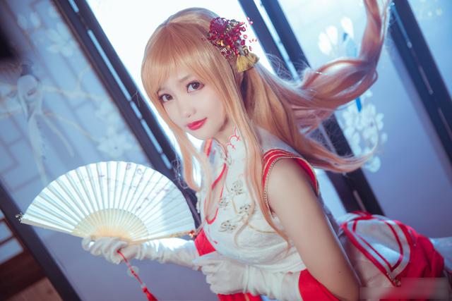 国人长相甜美的妹子COS旗袍装亚丝娜！质量很高的唯美COSPLAY作品