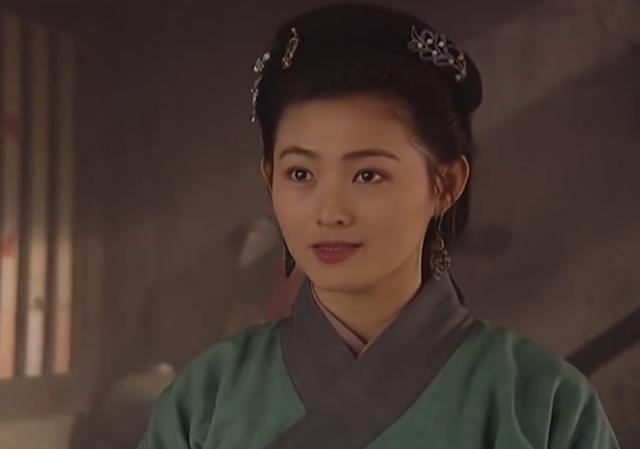 98版《水浒传》有十五位美女，三层次分明，领衔美女非何晴