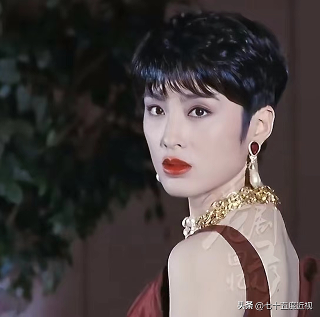 回顾经典！90年代港星的颜值天花板，纯天然的美，有你的女神吗？