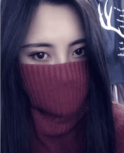 抖音“口罩美女”走红，看到正脸后惊艳众人网友：你怕是个魔鬼