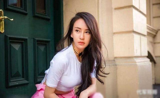 云南盛产美女！来自云南的20位女星，个个如花似玉，婀娜多姿