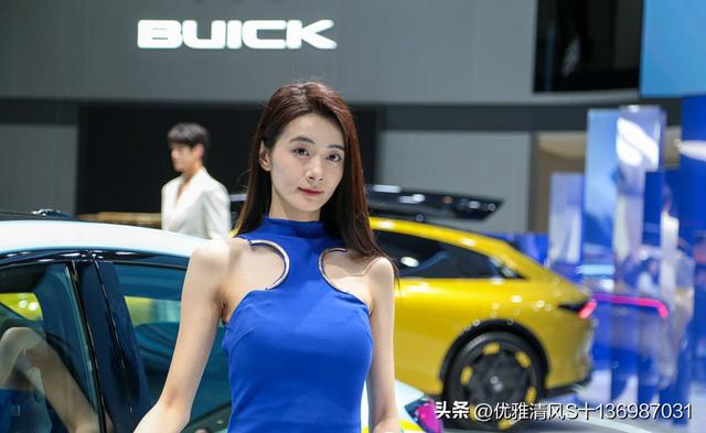 甜美可爱婀娜多姿 2024北京车展最佳美女模特合辑