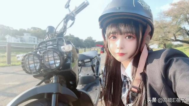 日本“超可爱美少女”一开口是男音，称：这是最有男子气概的做法