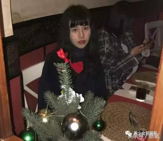 网红少女风写真新出炉，小宅夏夏美出新高度，林姗姗照骗似大妈！