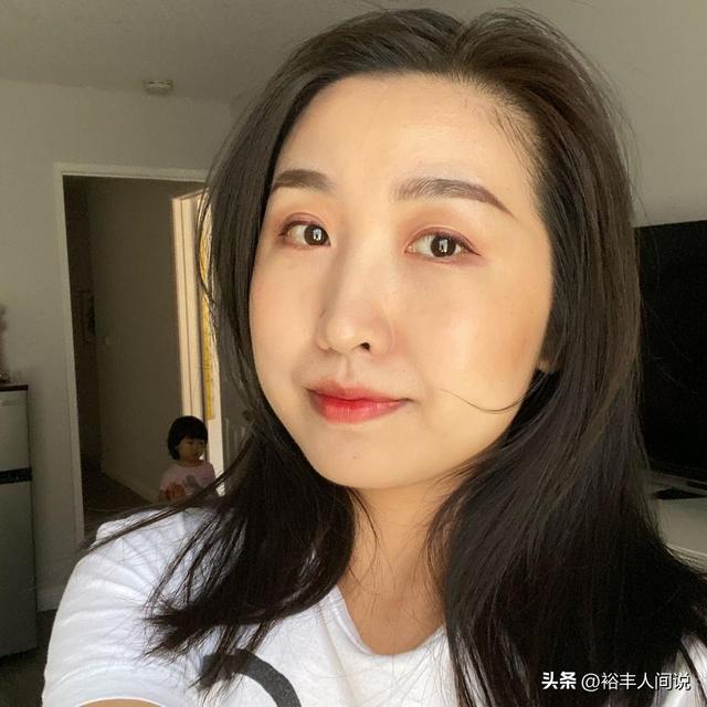 网红“石莉”被曝婚内出轨女粉，拿两万美元打胎，已停更2个多月