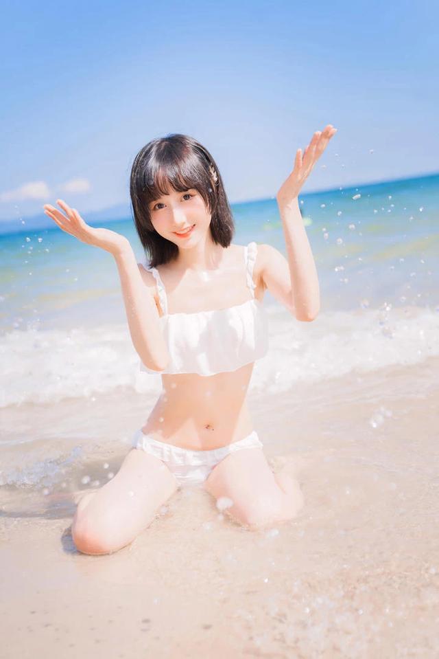 性感小姐姐比基尼写真