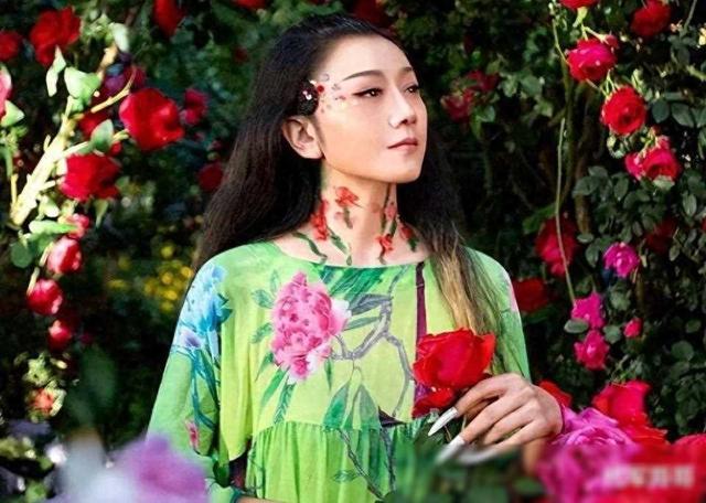 云南盛产美女！来自云南的20位女星，个个如花似玉，婀娜多姿