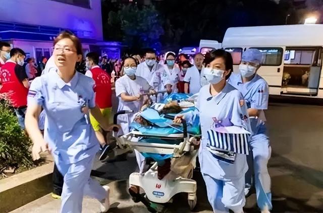 汶川地震时，四川小伙拯救了以色列女孩，女孩寻觅多年后找到了他