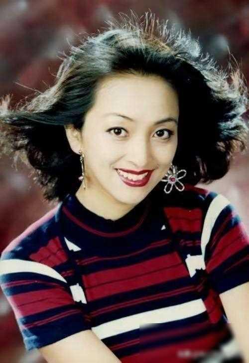 曾经那么漂亮的一个大美女，现在怎么邋遢成这个样子？