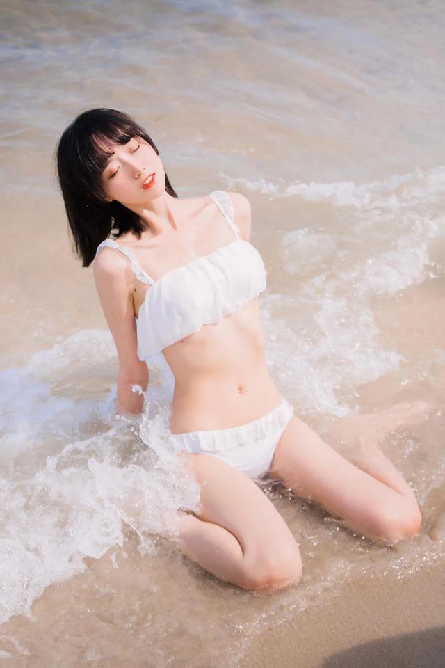 性感小姐姐比基尼写真