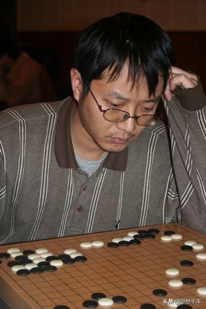 当国际象棋棋后遇到围棋才子：许昱华和刘菁的爱情生活