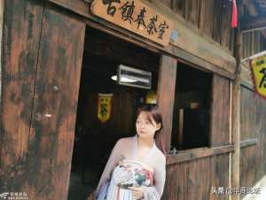 古镇拍美女(西安一女娃在安康紫阳焕古镇拍的这组写真，你看怎样？)