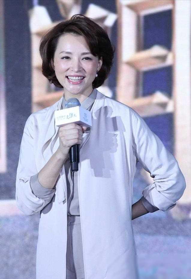 9个美女主持人，是央视各频道的“当家花旦”，“六公主”最性感