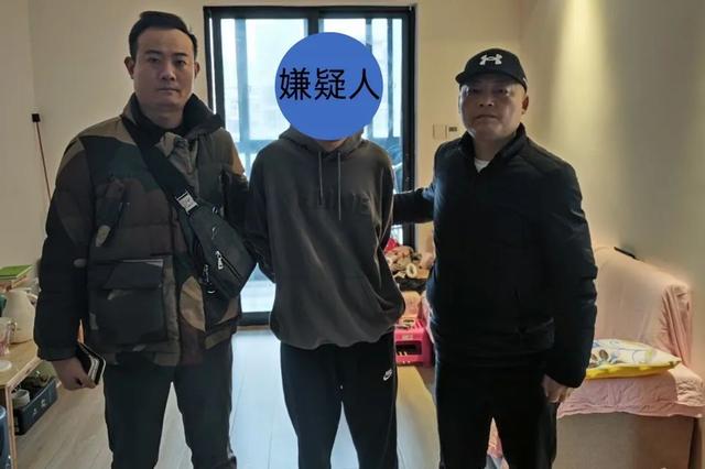 湖南一女子被开豪车的“富二代男友”骗走20万，嫌疑人落网时正与另一女子同居