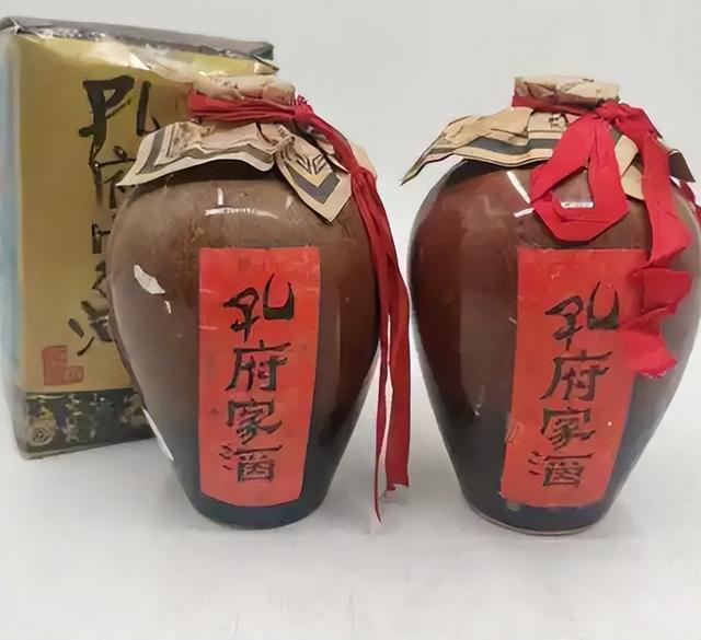 烟酒店老板揭秘：平时都说一品景芝不好，可为啥过节时大家抢着买