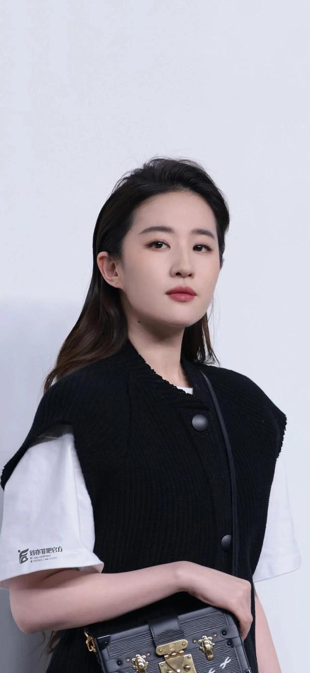 一起来看美女吧