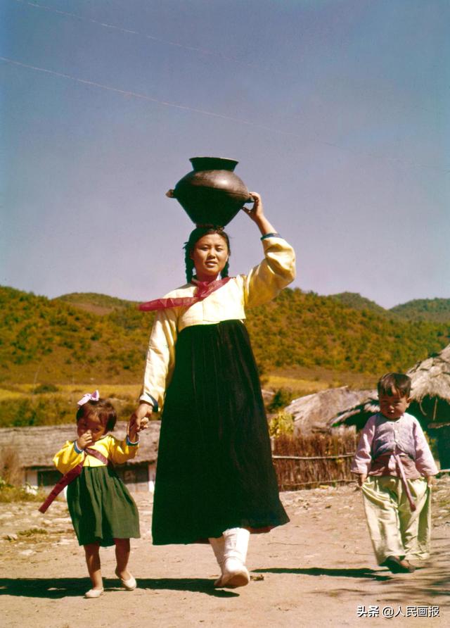 朝鲜族姑娘申淑子，1960年曾是长白山麓一个偏僻山村的幼儿教师