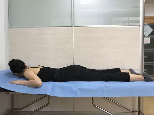 五禽健腰操丨美女医生教学，每天5-10分钟和腰痛说再见