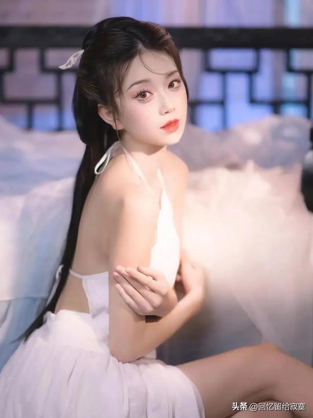 美女性感高清写真4期