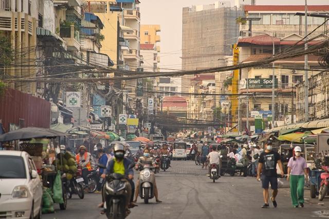 「太懒、太笨、工作没效率」？走进柬埔寨与越南的文化反思