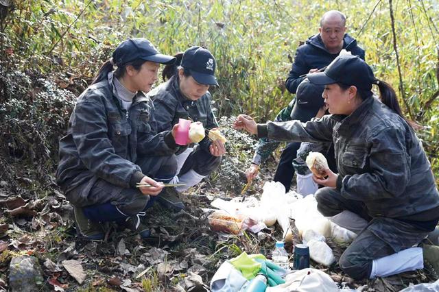 巡护国家公园的“女哨兵”——记大熊猫国家公园汶川管理总站女子巡护队