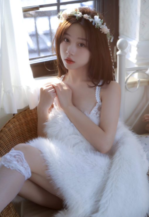 美女写真：白丝少女慵懒感，性感纯净好撩人