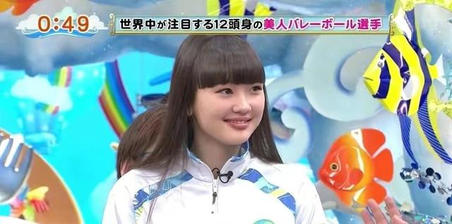 26岁“世界第一排球美少女”：身高1.82米腿长1.2米，嫁迪拜富商