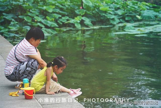 中国罕见天然泉水湖，因一个美女家喻户晓，今是5A景区还免费开放