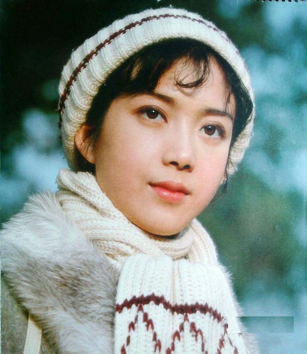 十位女演员 代表80年代各种美 刘晓庆娇媚 龚雪清丽 斯琴高娃质朴