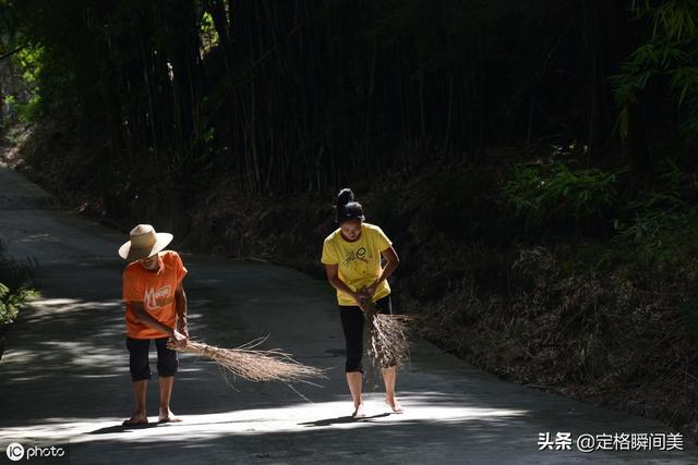 重庆32岁男子身高1米35  娶20岁高个子美娇妻  14年后过成啥样子