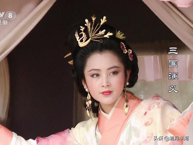 早期大陆古装美女，只服这9位，桃花眼，鹅蛋脸，个个万里挑一