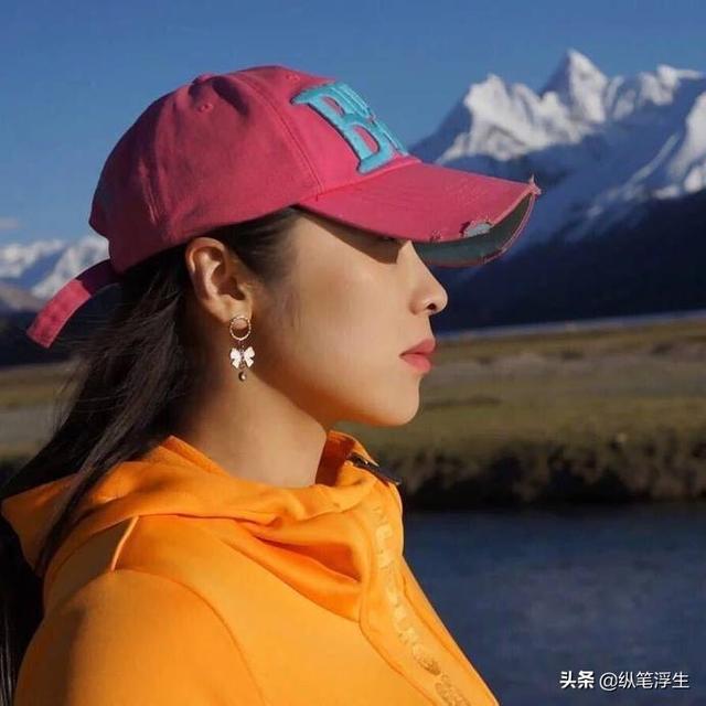 魔浪S运动耳机的九大美女模特集合！你中意哪个？