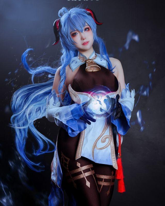 韩国H杯美女Coser Enmyo美图 身材妖娆让人流鼻血