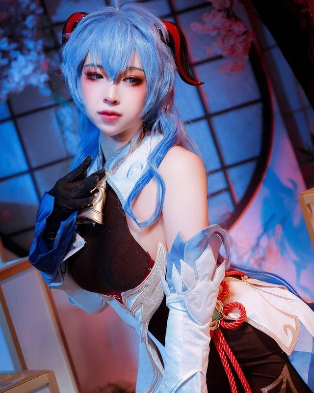 韩国H杯美女Coser Enmyo美图 身材妖娆让人流鼻血