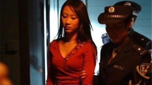 90后美女毒枭，20岁坐上贩毒集团二把手，临刑前提出一个请求