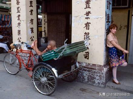 80年代的澳门珍贵影像，图六是晒太阳的比基尼美女