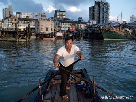 80年代的澳门珍贵影像，图六是晒太阳的比基尼美女