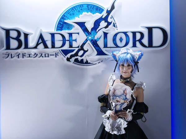 TGS 2018展台Showgirl合集 皮裤爆乳让人目不转睛