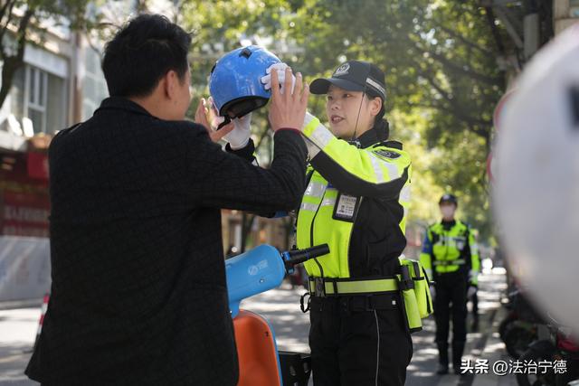 用“速度”与“温情”绘就山城最美“枫警”——写在寿宁县公安局交警大队直属女子骑行中队建队5周年之际