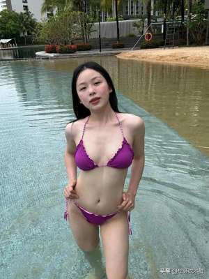 我想看美女们(绝美比基尼盛宴海边热辣美女齐聚，引爆热浪)