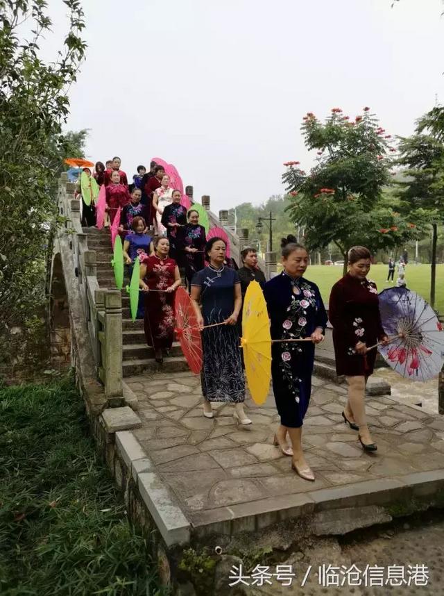 边境线上的中国风，180名美女身着旗袍在镇康起舞