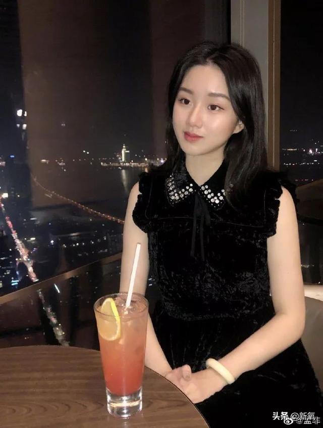 被孟非的女儿炸醒了！这粘贴复制奶茶妹妹的脸是真实的吗