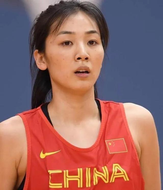 中国体育界最漂亮的10位女运动员，人美战绩更美，你认识几位？