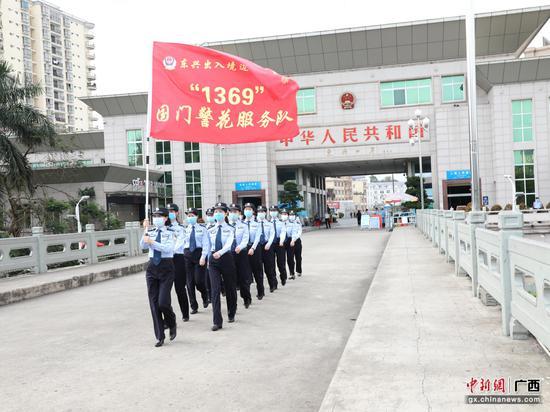 广西出入境边检总站女警守护国门边关 展现巾帼力量