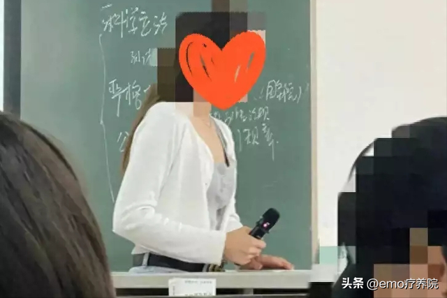 美女教师和16岁学生的不伦之恋被曝光，很多老师牵涉其中