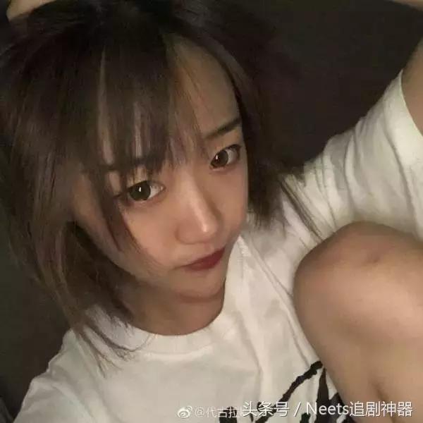 抖音纯天然美女“代古拉k”被求婚，小姐姐爽快同意获赞40万