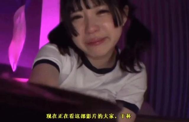 又一知名AV女优自杀，日本00后女孩困在在拍AV的围城里