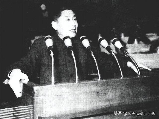 专挑穿大衣的美女下手的医生，1957年哈尔滨张仲秀连环割衣案始末