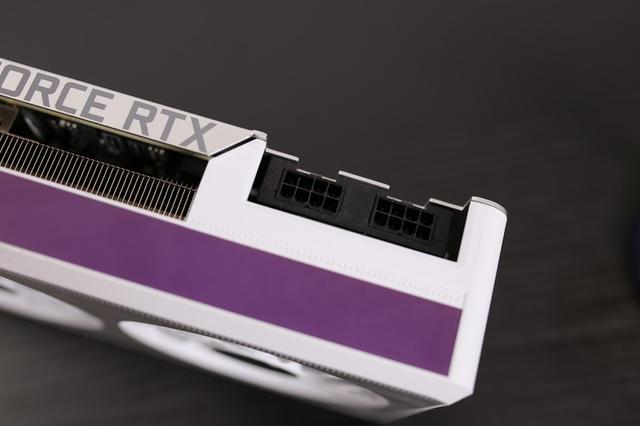 美女主播小姐姐的白色主机：RTX3080配i7，好看又能打