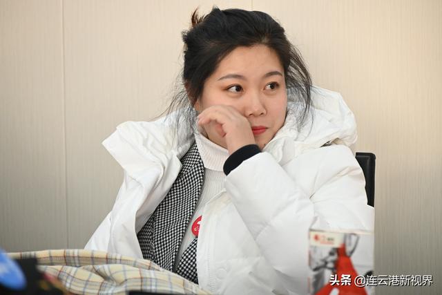 江苏赣榆：相亲会来了32名单身美女教师